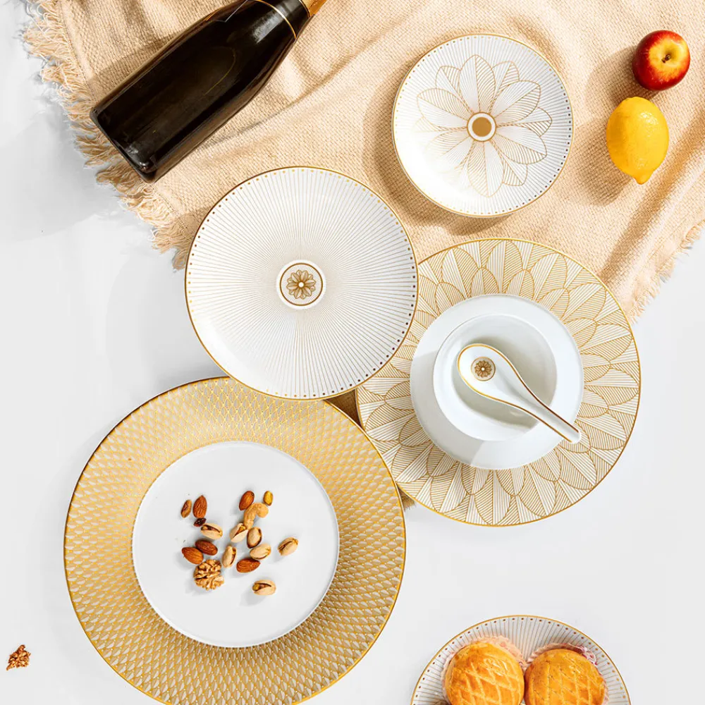 Assiettes*Christofle Assiette de présentation en porcelaine finition Or