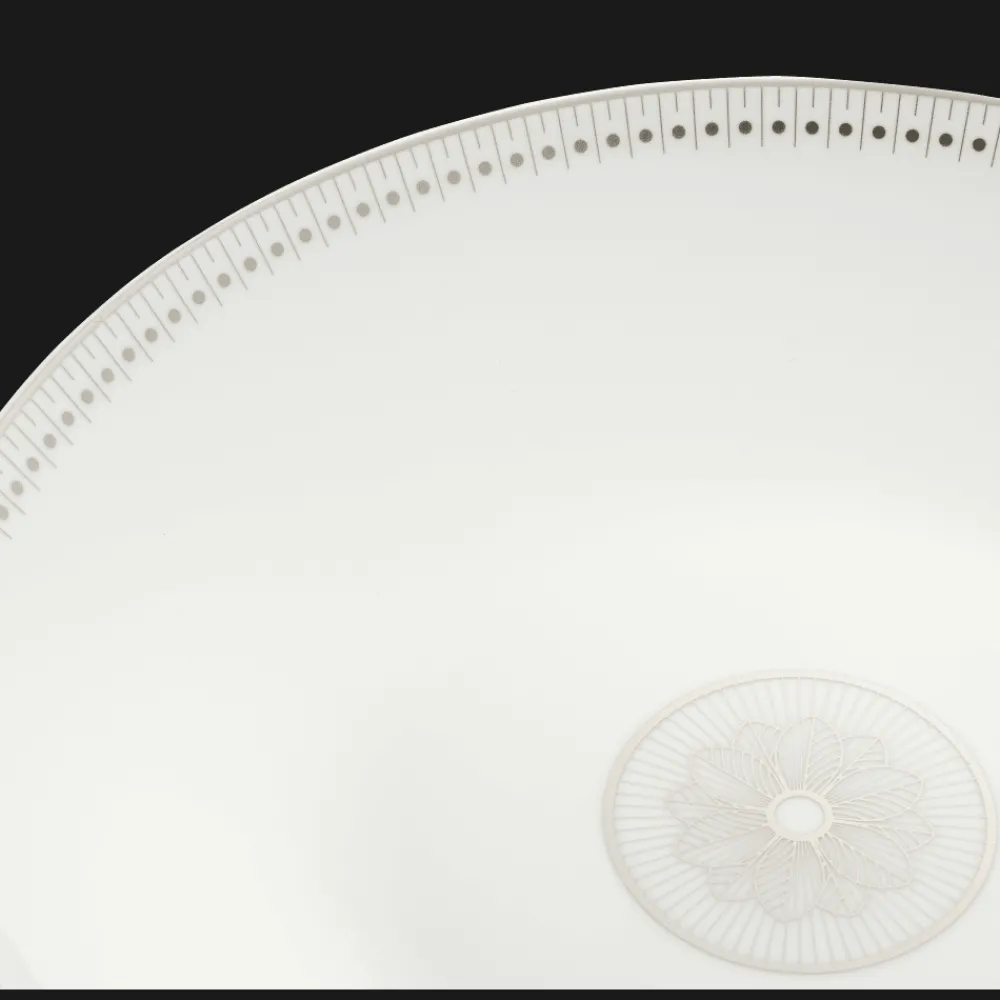 Plats*Christofle Plat rond creux en porcelaine finition Platine